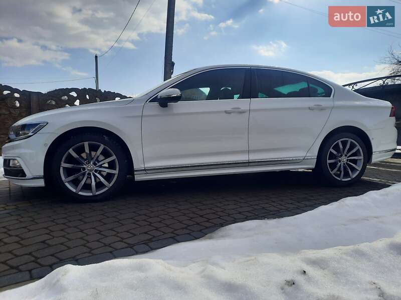 Седан Volkswagen Passat 2018 в Стрые Седан Volkswagen Passat 2018 в Стрые