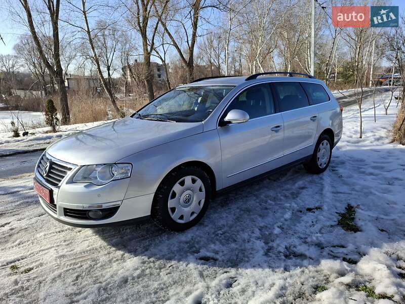 Универсал Volkswagen Passat 2010 в Киеве Универсал Volkswagen Passat 2010 в Киеве