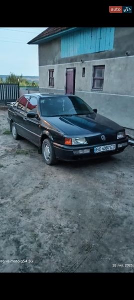 Седан Volkswagen Passat 1989 в Бережанах