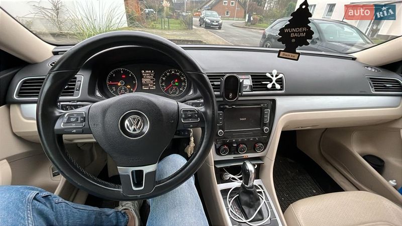 Седан Volkswagen Passat 2013 в Виннице Седан Volkswagen Passat 2013 в Виннице
