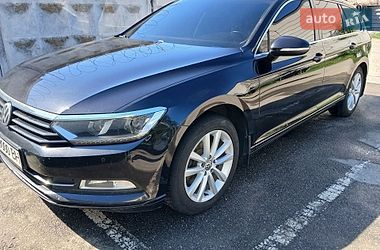 Универсал Volkswagen Passat 2015 в Бородянке