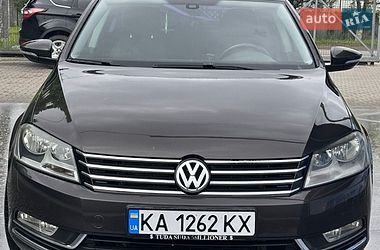 Седан Volkswagen Passat 2011 в Красилове