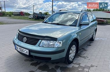 Универсал Volkswagen Passat 1999 в Ярмолинцах