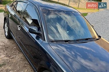 Седан Volkswagen Passat 1999 в Попельне
