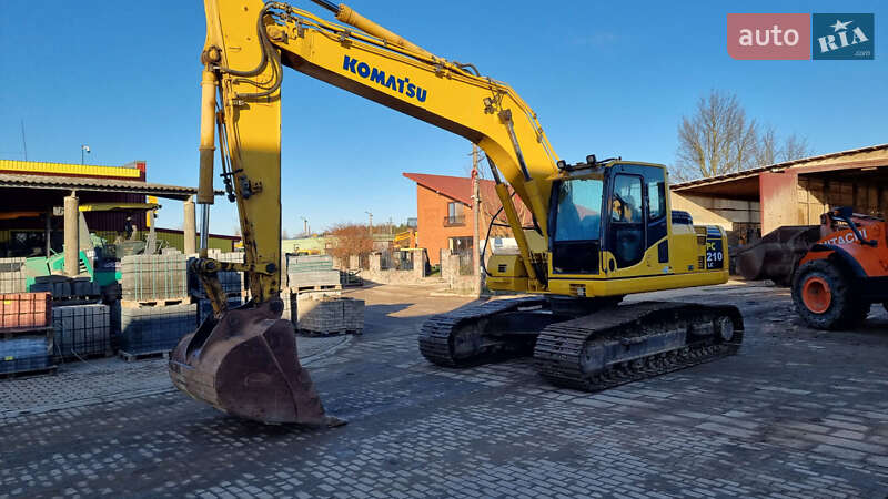 Гусеничный экскаватор Komatsu PC 210 2012 в Николаеве