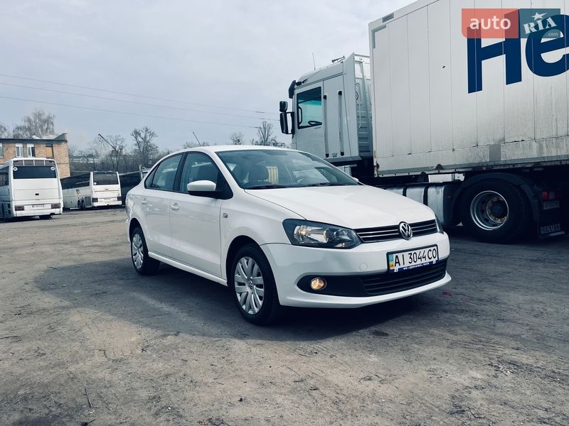 Седан Volkswagen Polo 2012 в Києві