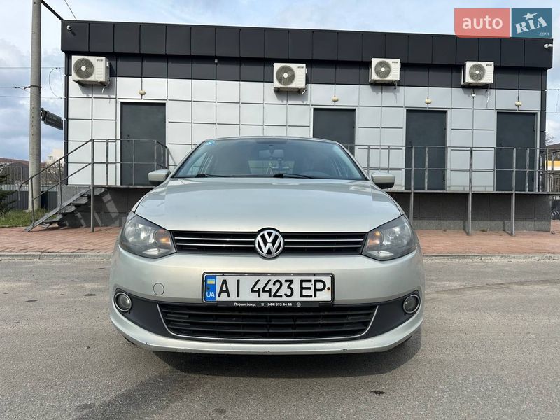 Седан Volkswagen Polo 2013 в Василькове