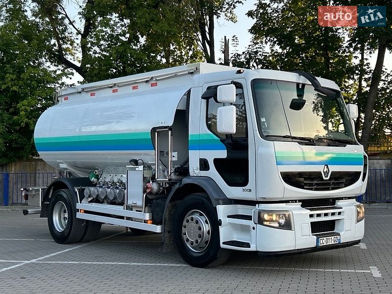 Бензовоз Renault Premium 2012 в Тернополе