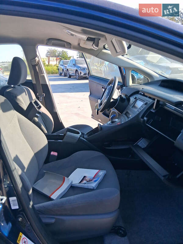 Хэтчбек Toyota Prius 2012 в Львове