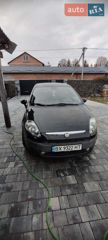 Хэтчбек Fiat Punto 2011 в Хмельницком