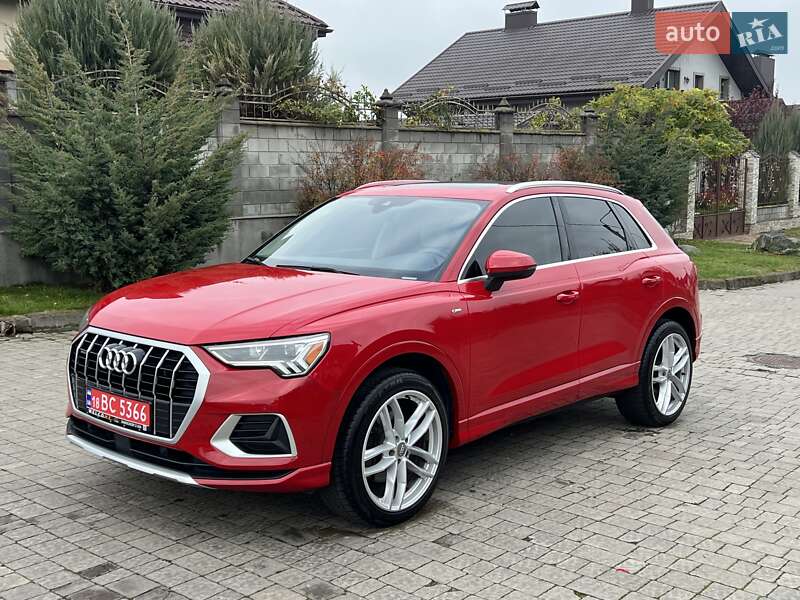 Внедорожник / Кроссовер Audi Q3 2020 в Ровно