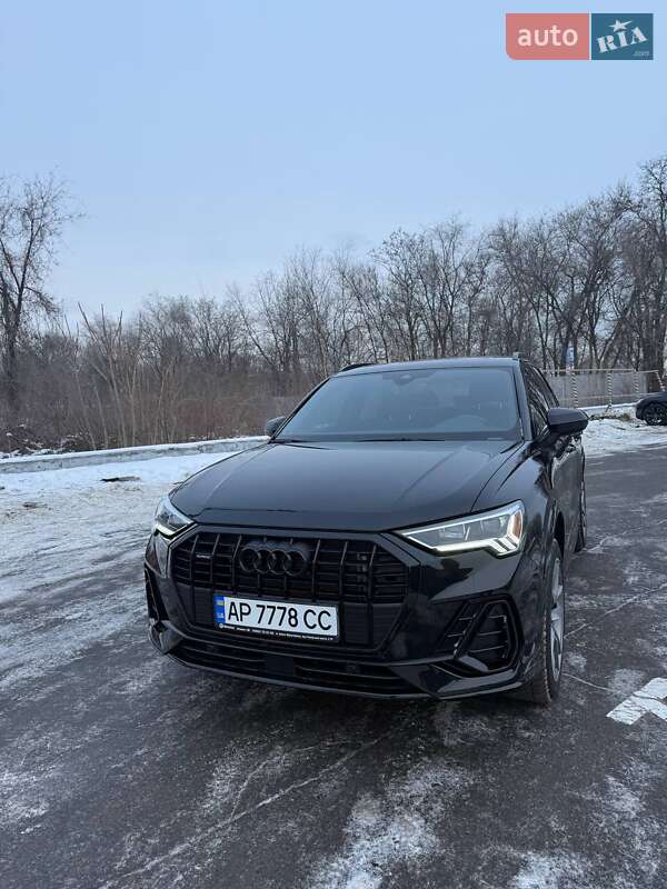 Внедорожник / Кроссовер Audi Q3 2023 в Днепре Внедорожник / Кроссовер Audi Q3 2023 в Днепре