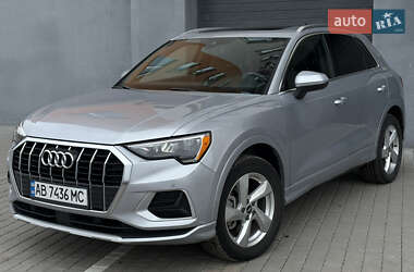 Позашляховик / Кросовер Audi Q3 2021 в Вінниці