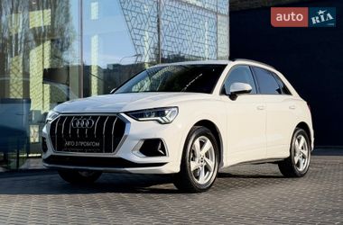 Позашляховик / Кросовер Audi Q3 2020 в Одесі