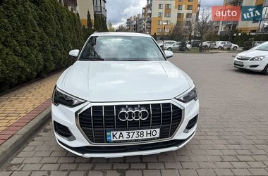 Позашляховик / Кросовер Audi Q3 2022 в Києві