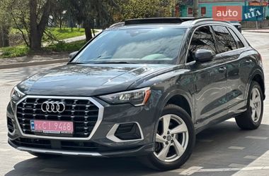 Внедорожник / Кроссовер Audi Q3 2019 в Тернополе