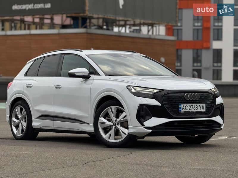 Позашляховик / Кросовер Audi Q4 e-tron 2021 в Києві