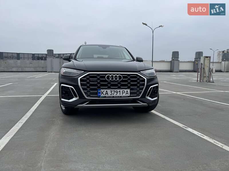 Внедорожник / Кроссовер Audi Q5 2024 в Киеве