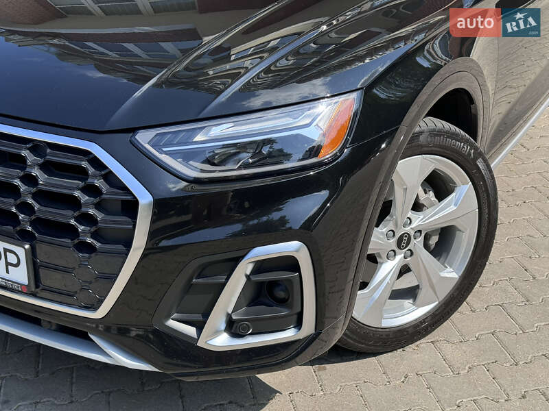 Внедорожник / Кроссовер Audi Q5 2021 в Киеве