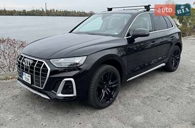 Позашляховик / Кросовер Audi Q5 2021 в Дніпрі