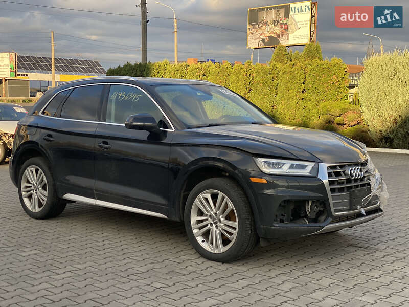 Внедорожник / Кроссовер Audi Q5 2018 в Луцке