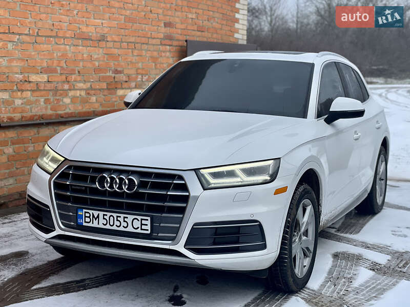 Внедорожник / Кроссовер Audi Q5 2017 в Сумах