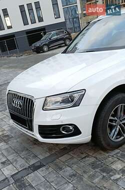 Позашляховик / Кросовер Audi Q5 2013 в Ужгороді