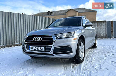 Внедорожник / Кроссовер Audi Q5 2017 в Хмельницком