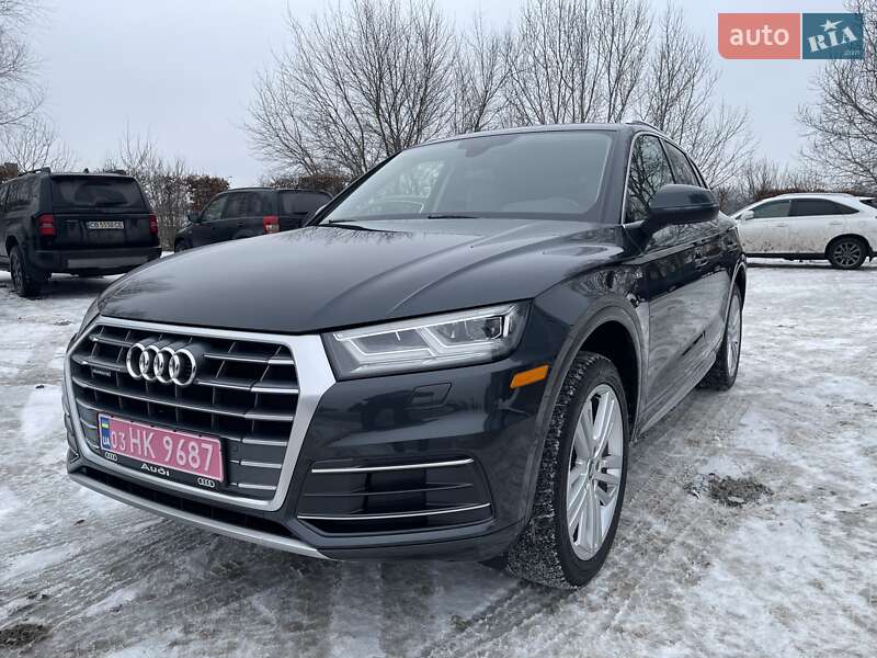 Внедорожник / Кроссовер Audi Q5 2017 в Киеве