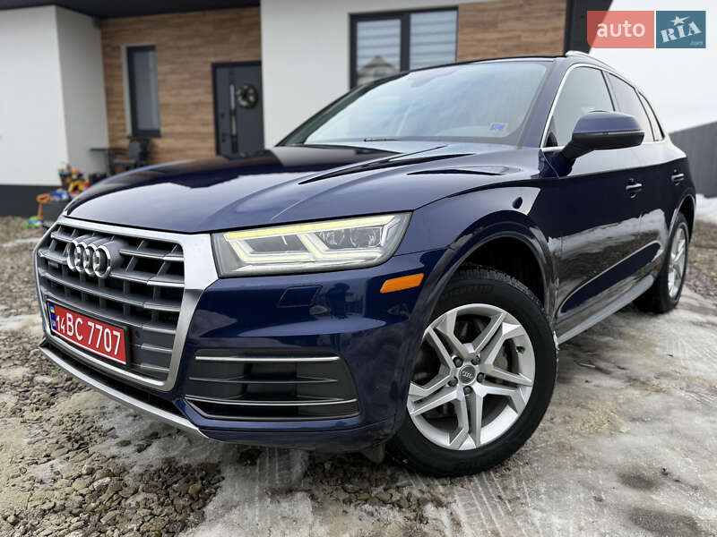 Позашляховик / Кросовер Audi Q5 2018 в Стрию