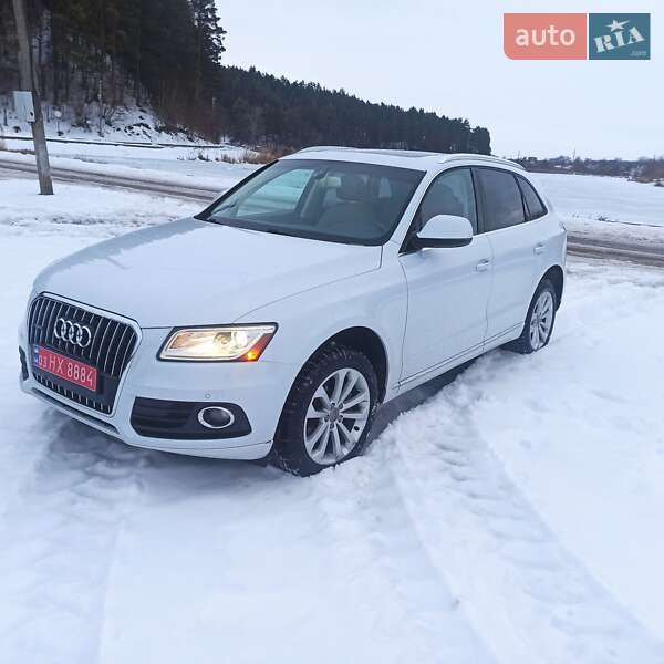 Внедорожник / Кроссовер Audi Q5 2015 в Шумске