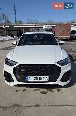 Внедорожник / Кроссовер Audi Q5 2021 в Киеве
