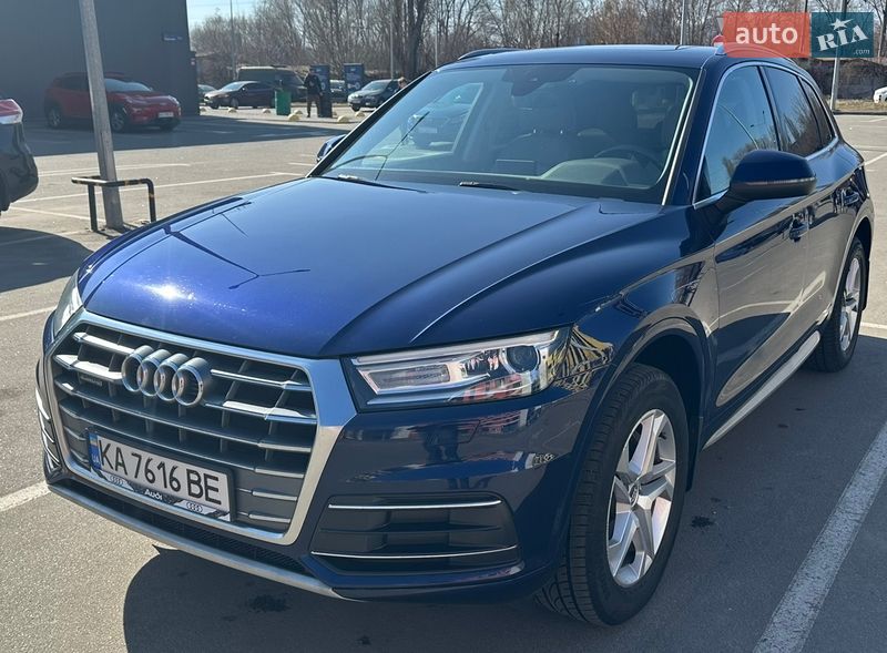 Позашляховик / Кросовер Audi Q5 2019 в Києві
