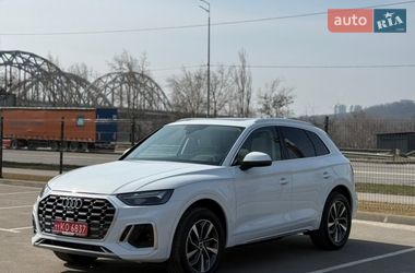 Позашляховик / Кросовер Audi Q5 2021 в Києві