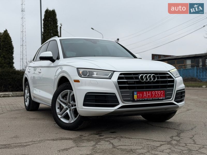 Внедорожник / Кроссовер Audi Q5 2017 в Сумах