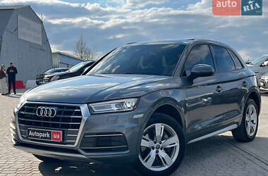 Позашляховик / Кросовер Audi Q5 2017 в Львові