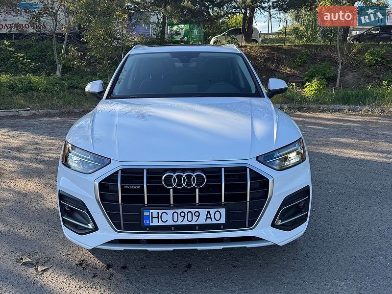 Внедорожник / Кроссовер Audi Q5 2024 в Львове
