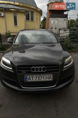 Позашляховик / Кросовер Audi Q7 2008 в Івано-Франківську