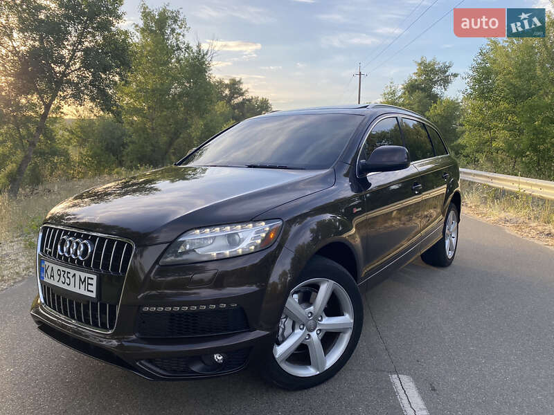 Внедорожник / Кроссовер Audi Q7 2012 в Каневе