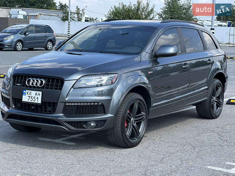Позашляховик / Кросовер Audi Q7 2014 в Дніпрі