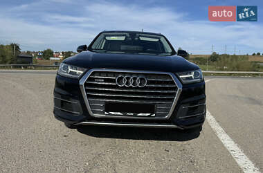 Внедорожник / Кроссовер Audi Q7 2016 в Черновцах