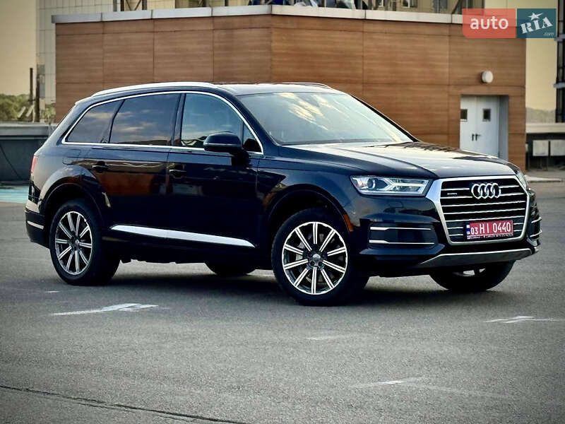 Внедорожник / Кроссовер Audi Q7 2018 в Киеве