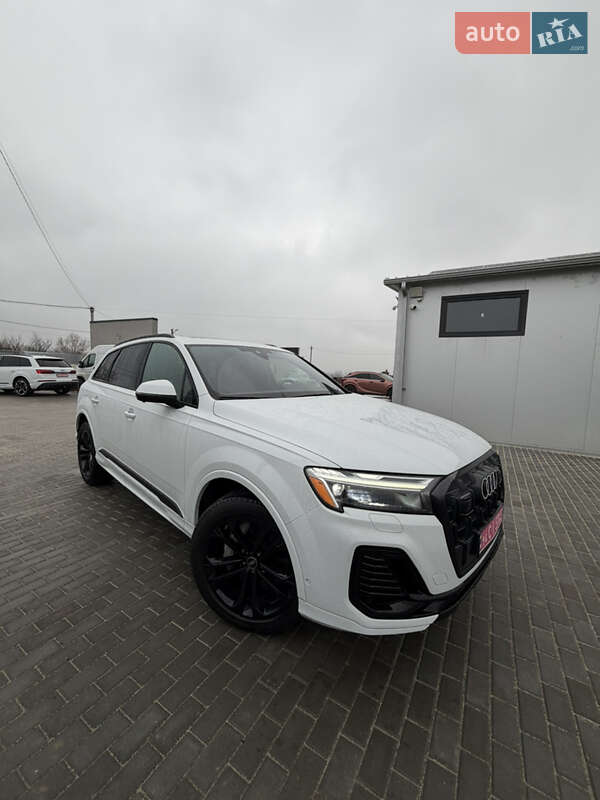 Внедорожник / Кроссовер Audi Q7 2024 в Львове
