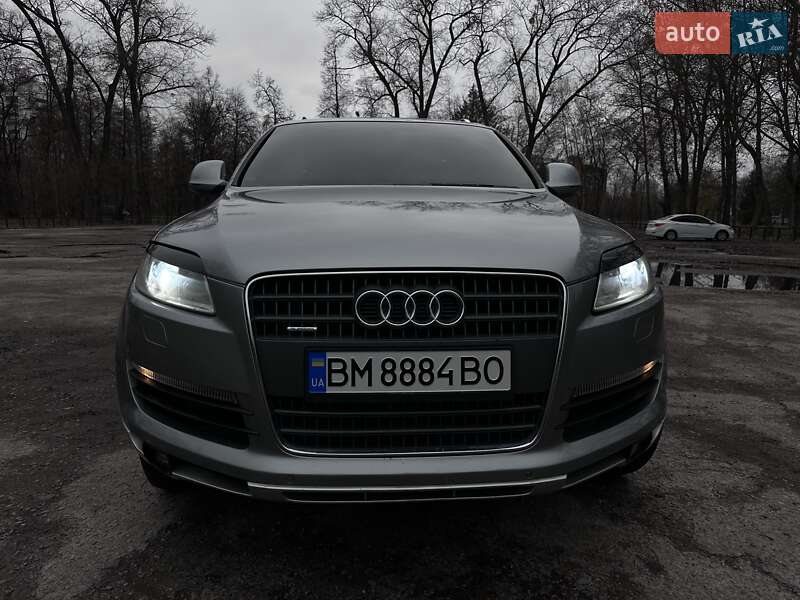 Внедорожник / Кроссовер Audi Q7 2006 в Сумах