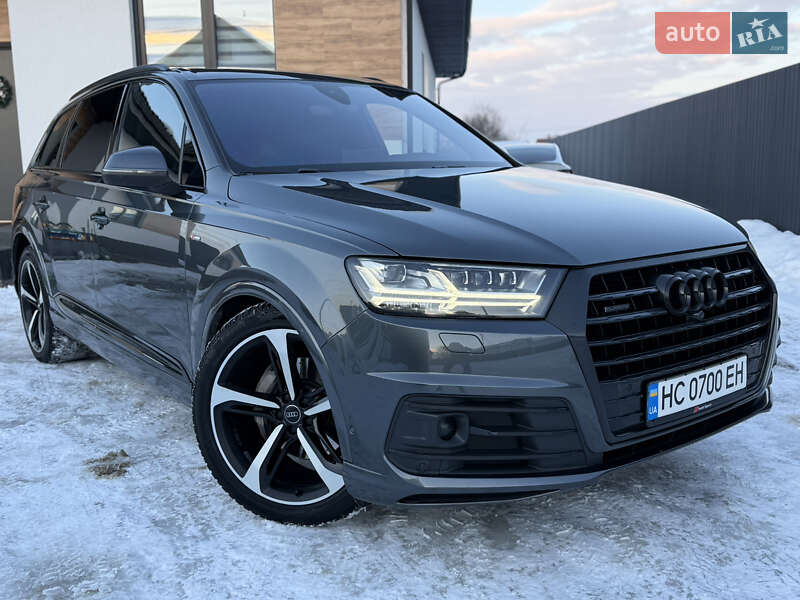 Внедорожник / Кроссовер Audi Q7 2016 в Стрые