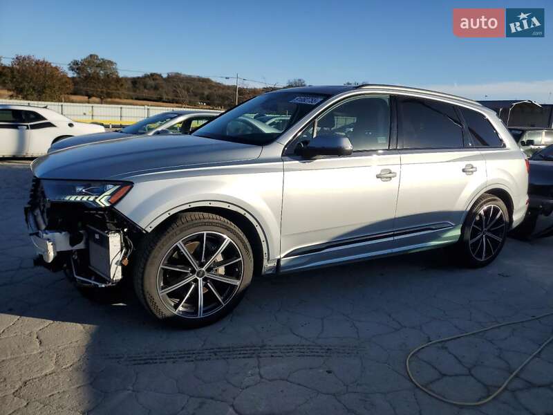 Внедорожник / Кроссовер Audi Q7 2023 в Киеве