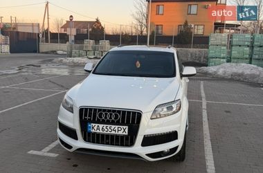 Позашляховик / Кросовер Audi Q7 2015 в Первомайську