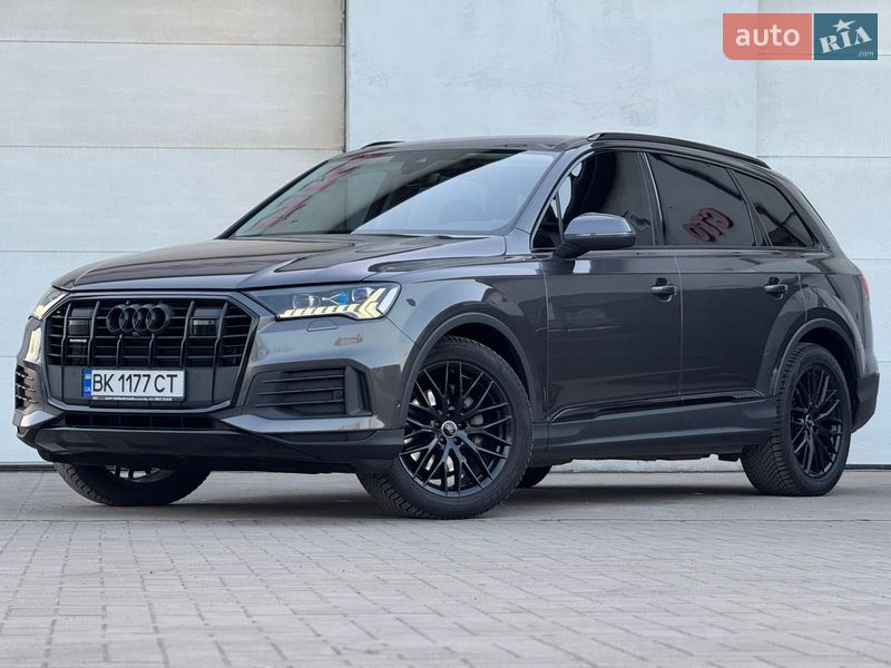 Внедорожник / Кроссовер Audi Q7 2023 в Сарнах