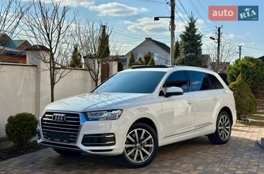 Внедорожник / Кроссовер Audi Q7 2017 в Виннице