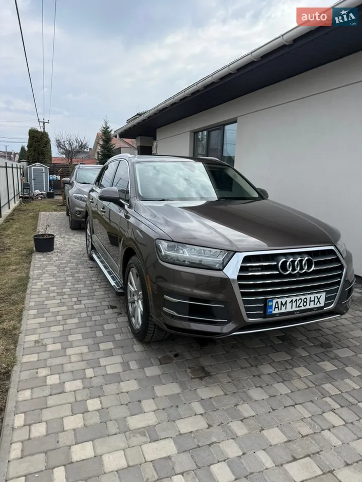 Audi Q7 2016 photo 3